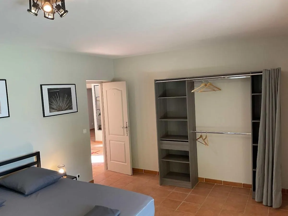 Superbe Villa 5 Etoiles Avec Vue Magnifique Au Domaine Des Cigales Aubignan
